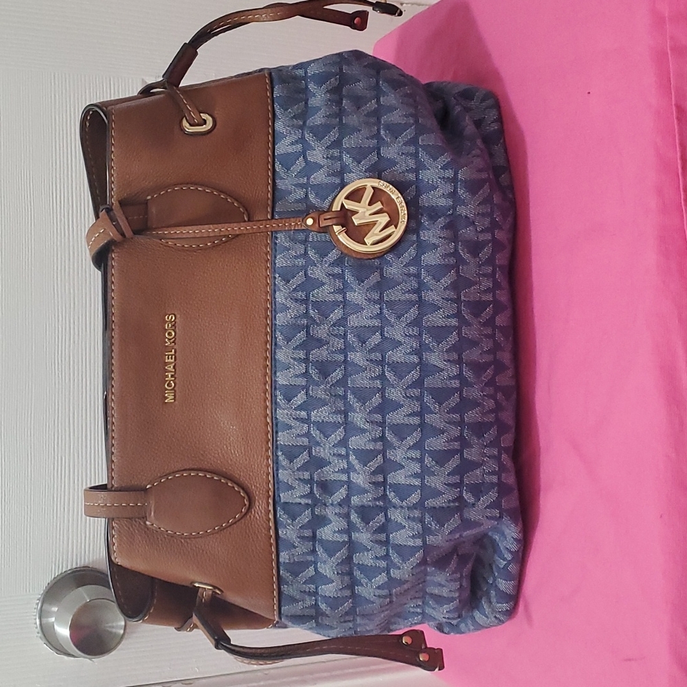 MK SHOULDER PURSE